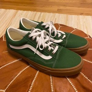 NWOT Forest Green Old Skool Gum sole Vans